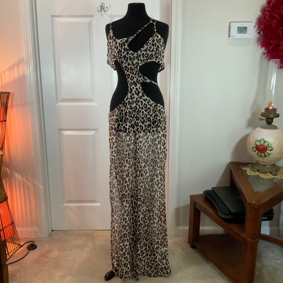 Pretty Little Thing Cut Out Brown Animal Print Maxi Dress Size 12 - Picture 11 of 11